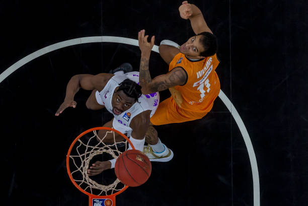 超黑马争四 超黑马争四