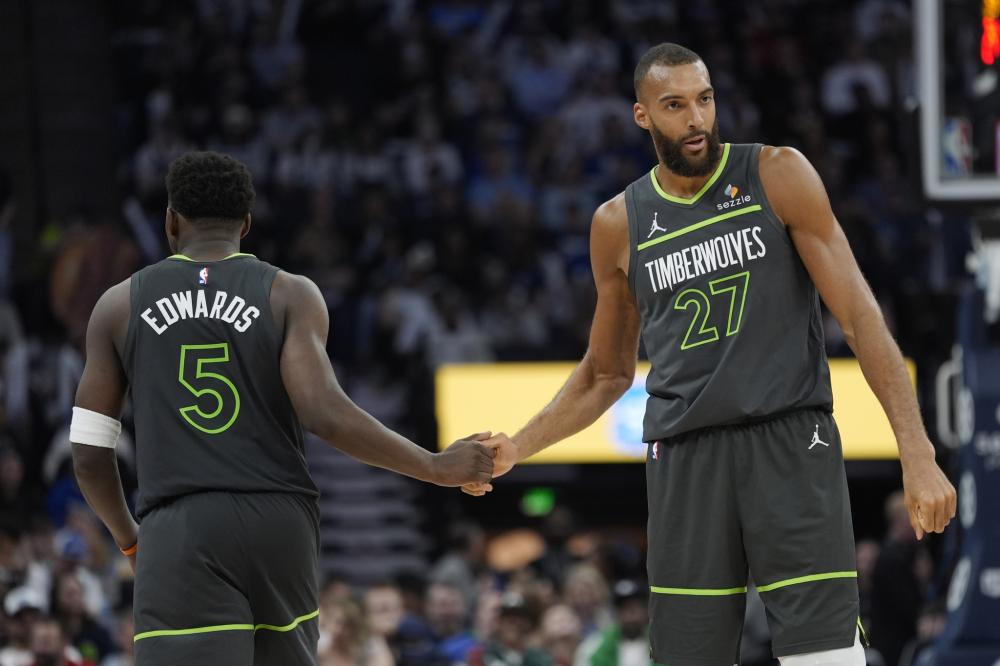 在讨论这些 在讨论这些