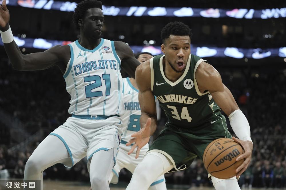 队员之间的 队员之间的